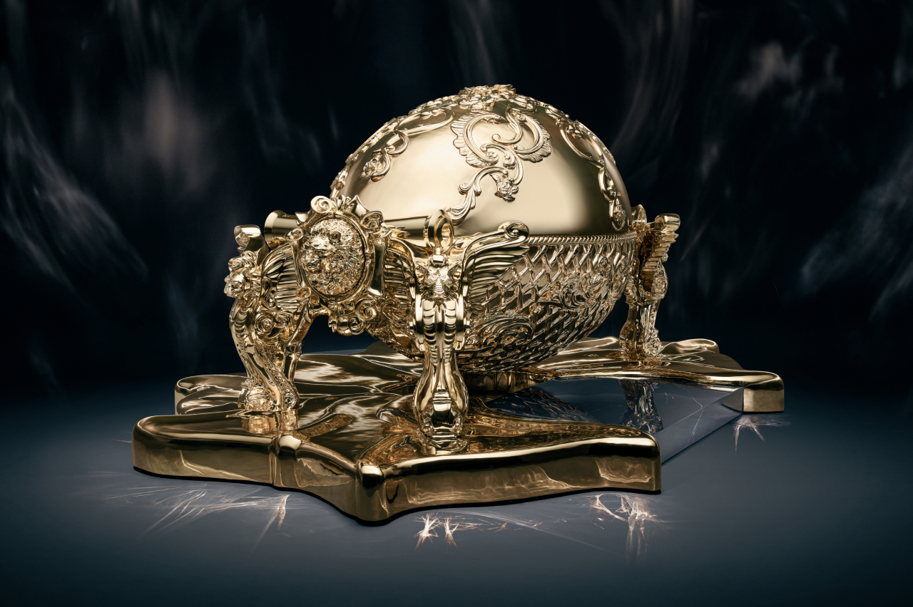 Imperial Egg Piano 03